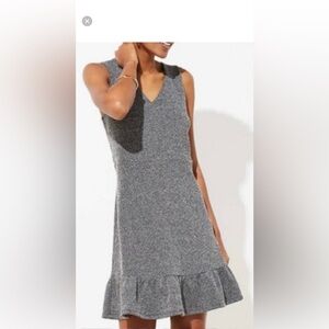 ✨ LOFT Plus Gray Textured Knit Sleeveless Flounce Dress l Size 24 l Poshmark